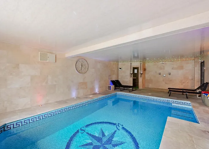 Lux Filey - Indoor Heated Pool - Sauna 別荘 *